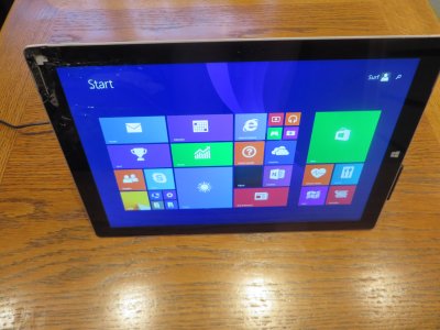 Surface Pro 3  64 GB Model 1631