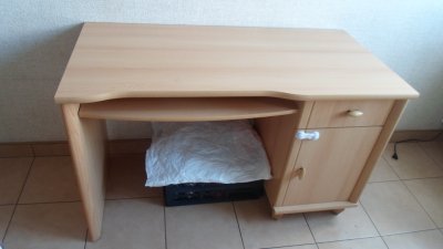 Stolik pod komputer/biurko/200zł/szt