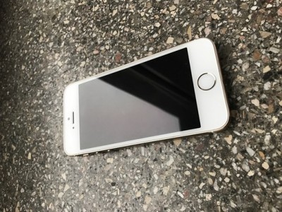 Apple Iphone 5s 16 GB, stan idealny na gwarancji