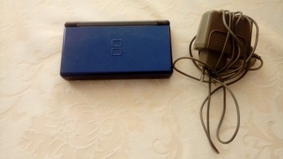 Nintendo DS Lite z ładowarką