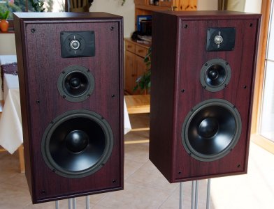 JBL TLX 610 Kolumny Bas 25cm Denmark Mahoń