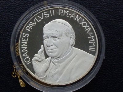 5 e z wizerunkiem Papieża Jana Pawła II