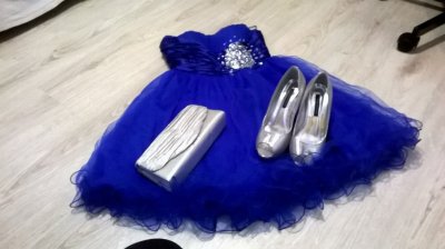 Piękna chabrowa sukienka (M) + torebka i buty - 6373372539 - oficjalne  archiwum Allegro