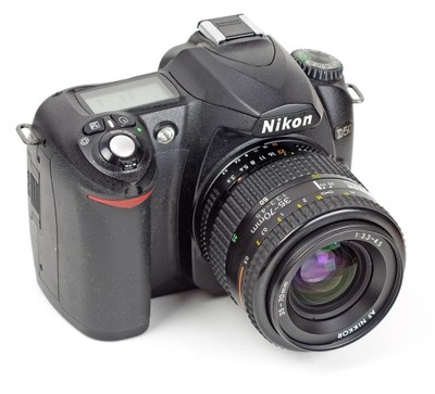 NIKON D50 + AF NIKKOR 3.3-4.5/35-70mm 5365 ZDJĘĆ