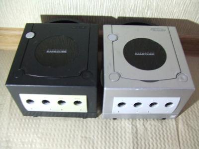w pełni sprawna konsola Nintendo GameCube NGC