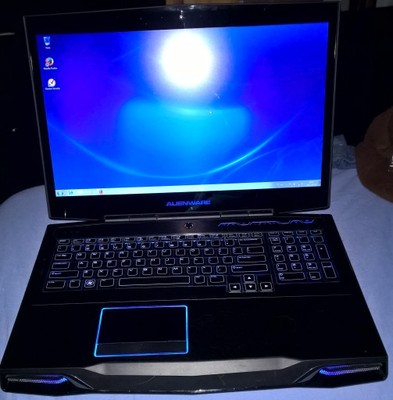 Laptop Alienware M17 r3 i7 2720 16GB RAM