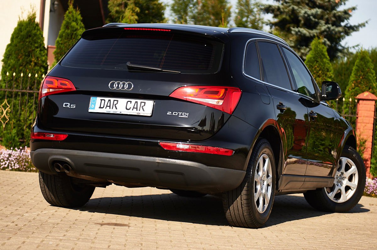 PRESTIŻOWE AUDI Q5 2.0 TDI CR 140KM QUATTRO ALU17