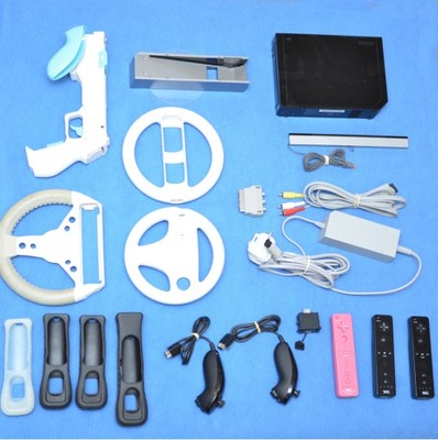 Wii Konsola Nintendo + zestaw akcesoriów
