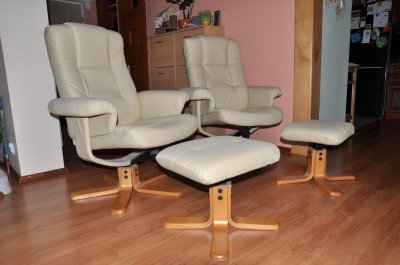 2 Fotele LISELEJE z podnóżkiem krem JYSK - 6083477495 - oficjalne archiwum  Allegro