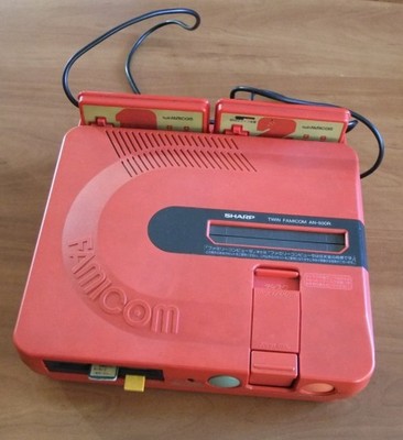 SHARP Twin Famicom AN-500R - bonus 7 gier