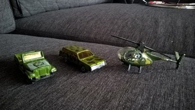 Jeep + kombi + helikopter 1/87