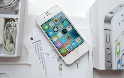 Apple iPhone 4S 8GB White iOS 9.3.5