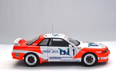 1 18 Autoart Nissan Skyline GT-R R32 Unisia