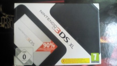 Nintendo 3DS XL Chaos Black + stacja dokująca