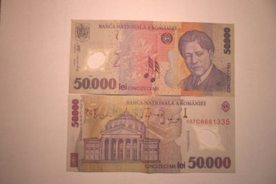 2 banknoty  nom 50 000  Lei  Rumunia  / 2001 r./