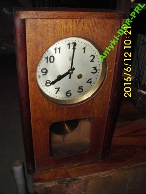 Zegar zakładowy z wahadłem PRL - 6267513946 - oficjalne archiwum Allegro