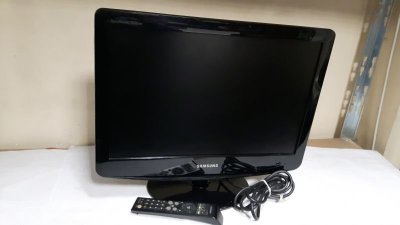 TV LCD/ MONITOR SAMSUNG 2032MW 20CALI