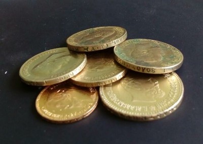 Stary monety widoczny na zdjeciach