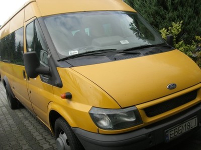 Autobus Ford Transit Bus 17-osobowy prod. 2005