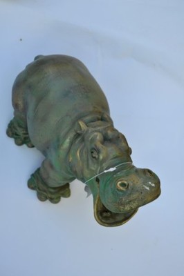 Hipopotam -WODOTRYS NA KASKADĘ 40 CM