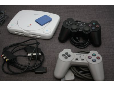 Playstation PS One, GRY, 2 PADY, KABLE PRZEROBIONA