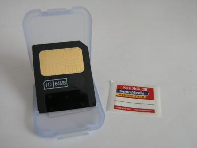 Smart Media SanDisk 64MB .Karta pamięci + etui.