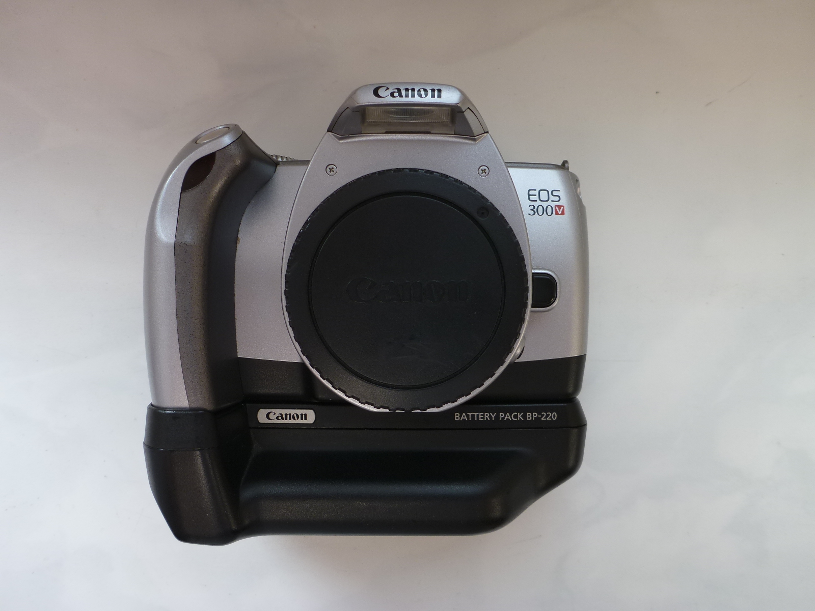 Body Canon Eos 300V + Grip BP-220 + Nowe Baterie - 7035576751 - oficjalne  archiwum Allegro