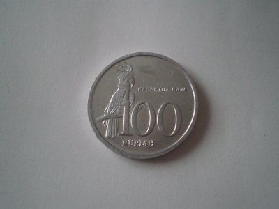 100 rupii 1999 Indonezja