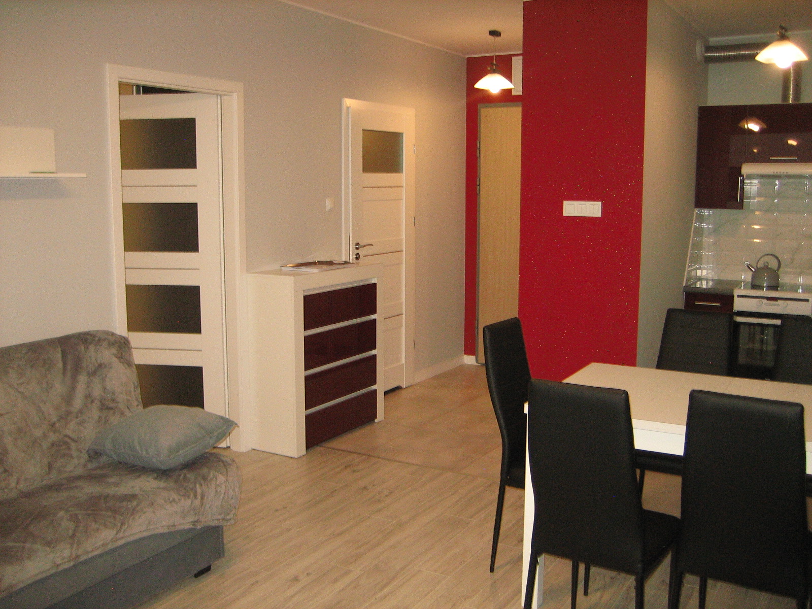 WYNAJMĘ NOWE mieszkanie 2-pok. 42 m2, garaż Ursus