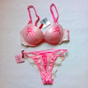 Komplet bielizny Victoria's Secret różowo biały - 6081189887 - oficjalne  archiwum Allegro