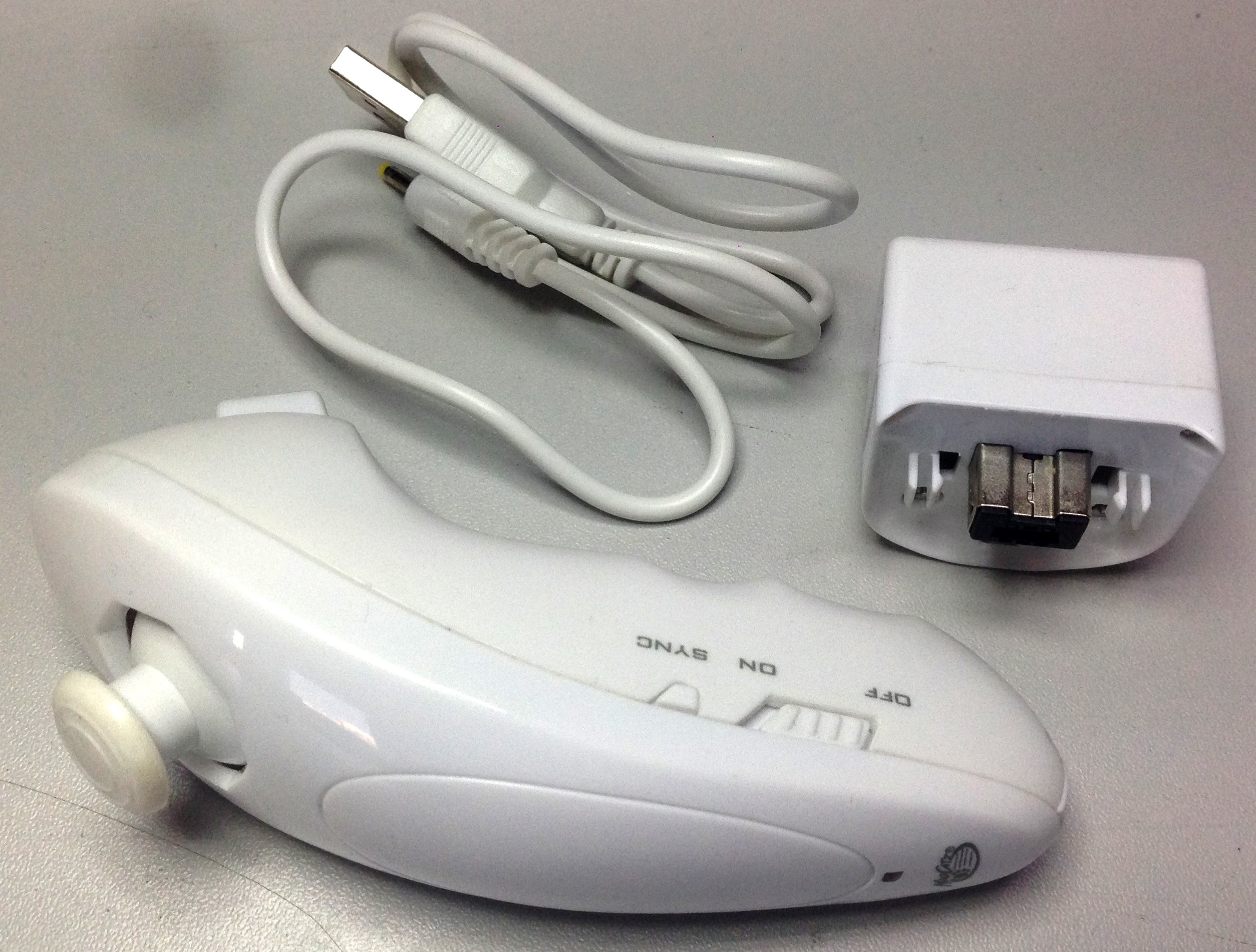 Bezprzewodowy Kontroler Nintendo Wii Nunchuk Biały
