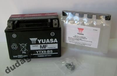 Akumulator YUASA YTX9-BS TRIUMPH DAYTONA STREET
