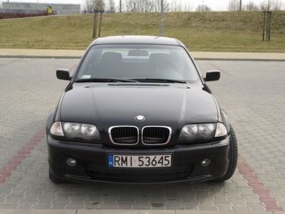 BMW 323i e46 TANIO PILNE