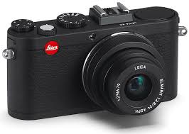 Aparat retro Leica X2