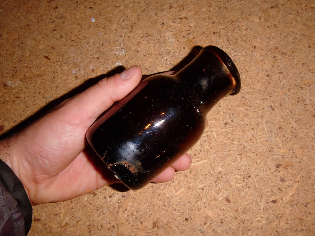 stara butelka ok. 1880 r. rwana apteka RWANE szkło