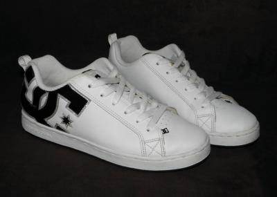 Białe buty sportowe DC Shoes 38,5 court graffik