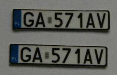 Gotowe tablice do modeli w skali 1:18 x2 GA 571AV - 5923024809 - oficjalne  archiwum Allegro