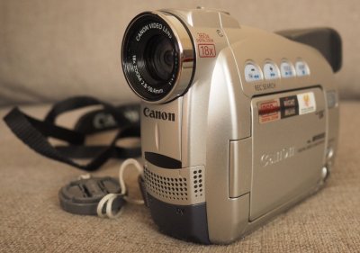 Kamera miniDV Canon MV600