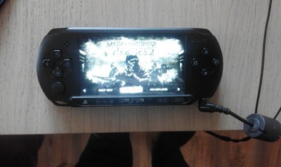 Sony PSP 1004 ,karta 16gb,27 Gier,etui 2 kolory