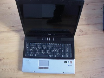 Laptop  Fujitsu Siemens Amilo Xa 1526 17&quot;
