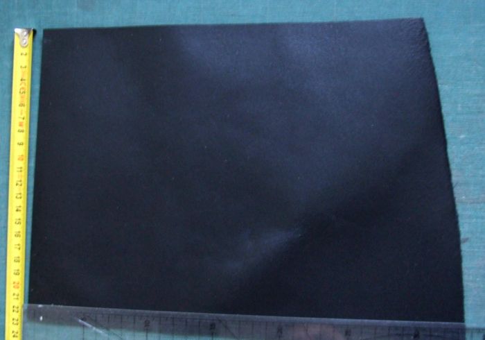 Skóra czarna dwoina 23x30 1,9mm grubości elastyczn