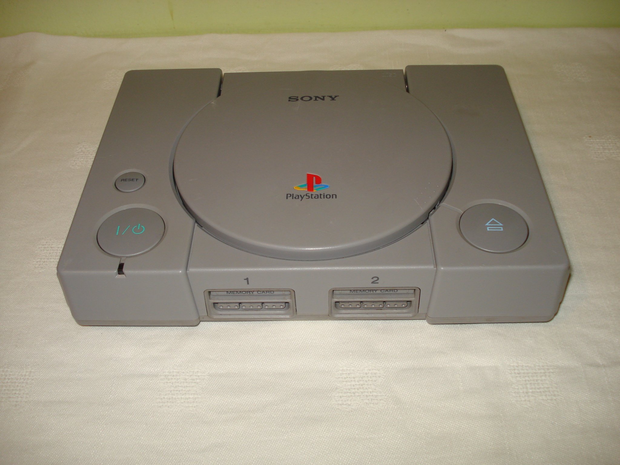 Konsola SONY PlayStation PSX SCPH-7502 przerobiona