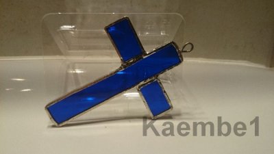 Krzyżyk z witrażu blue witraż rękodzieło Tiffany