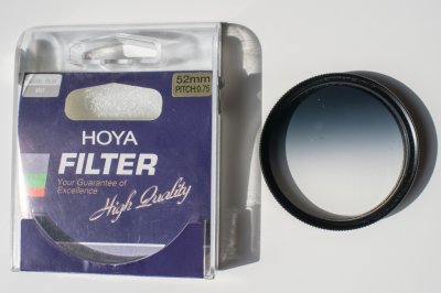 Filtr połówkowy - HOYA gradual-color grey - 52mm