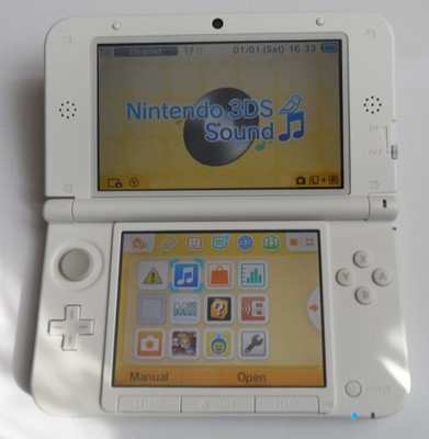 Nintendo 3ds XL White + Ładowarka + karta 8GB