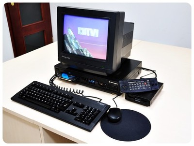 Commodore AMIGA CDTV - duży zestaw !
