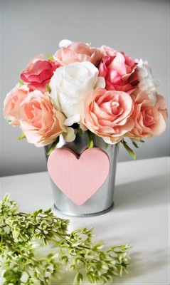 piękny flower box bukiet kwiatów róże sztuczne - 6811348941 - oficjalne  archiwum Allegro