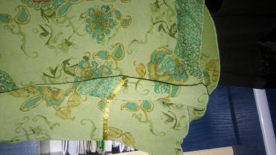 Piękna zielona tunika, bluzka we wzory 50-52