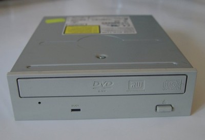 Napęd CD/DVD-RW Pioneer DVR-110D IDE ATA - okazja!