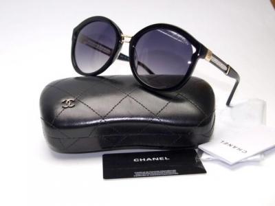 Okulary przeciwsłoneczne Chanel czarne z perłami - 5590343562 - oficjalne  archiwum Allegro